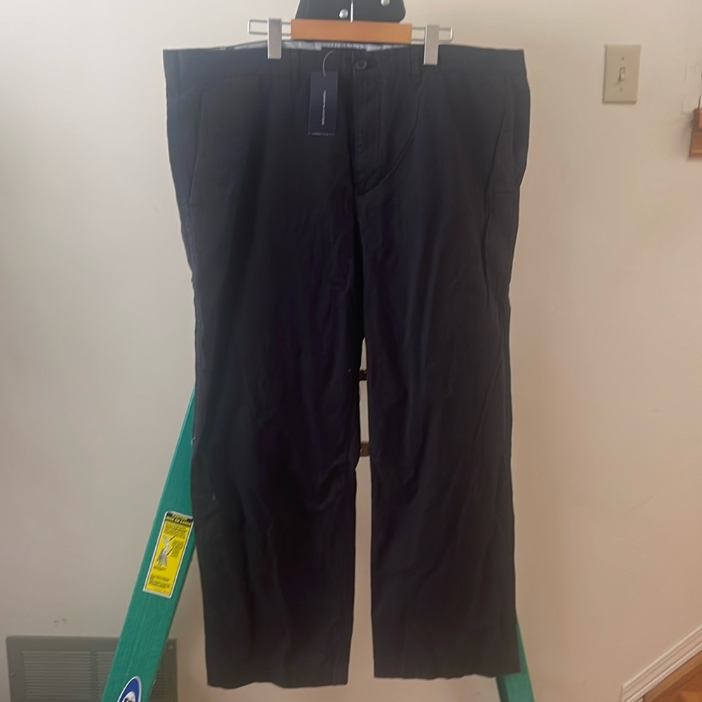 Tommy Hilfiger— casual pants size 44W X 30L